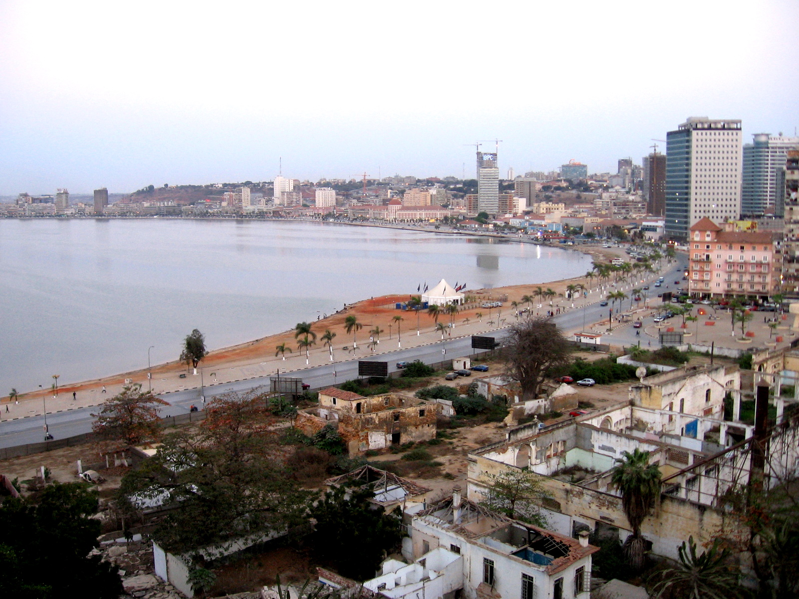 Marginal de Luanda and the Angolan capital